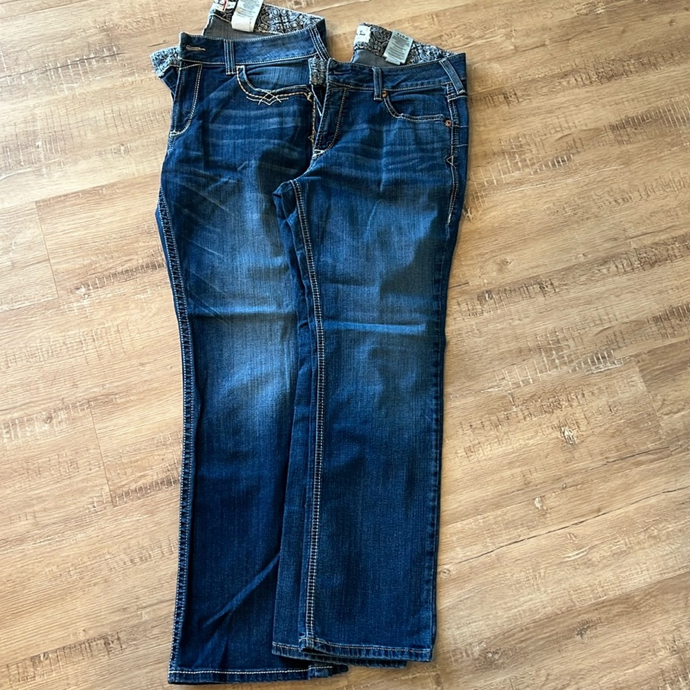 Like New!  Women’s Ariat Jean Bundle. Size 33R and 33S. Boot cut jeans.